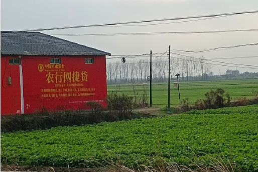 平昌如何防止墙体广告褪色呢？